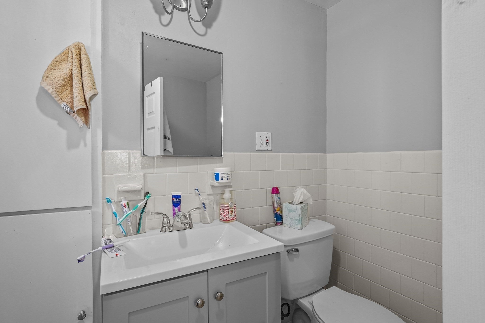 1792 Pleasant St, Fall River, MA Photo #18