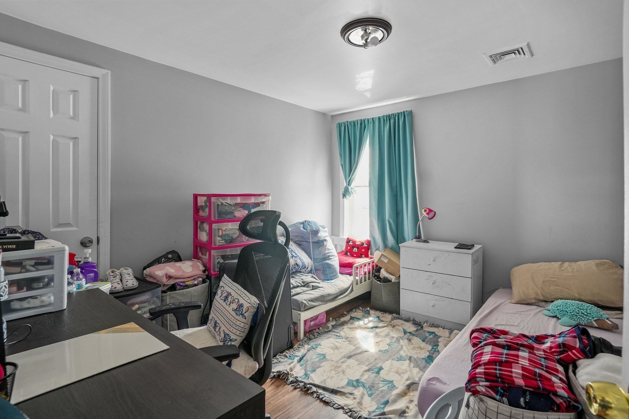 1792 Pleasant St, Fall River, MA Photo #17
