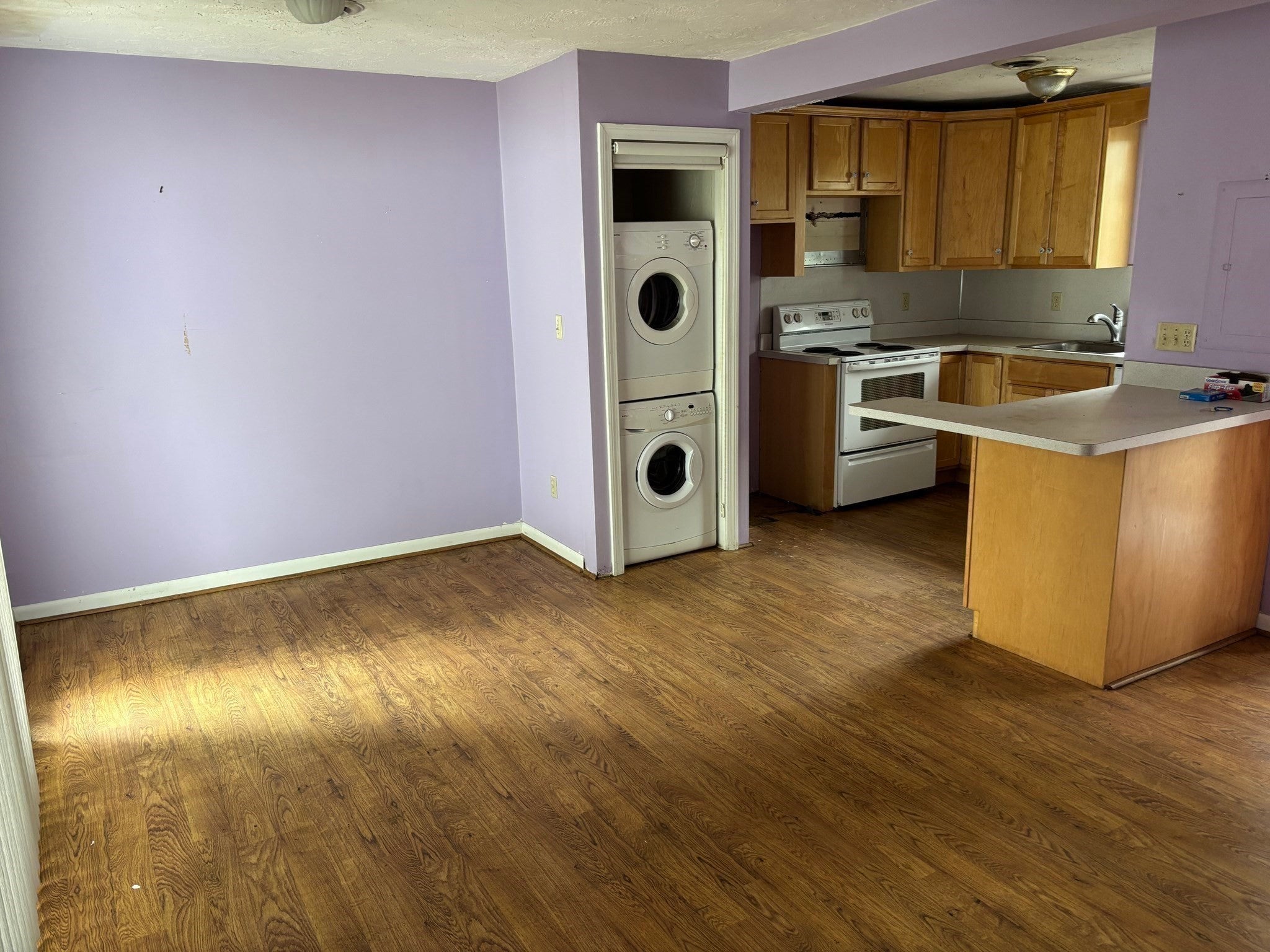 193 Lake Street 4