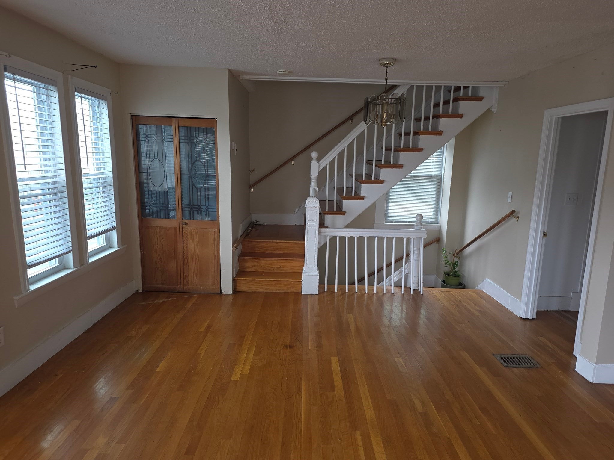 120 Woodrow Ave, Boston, MA Photo #12