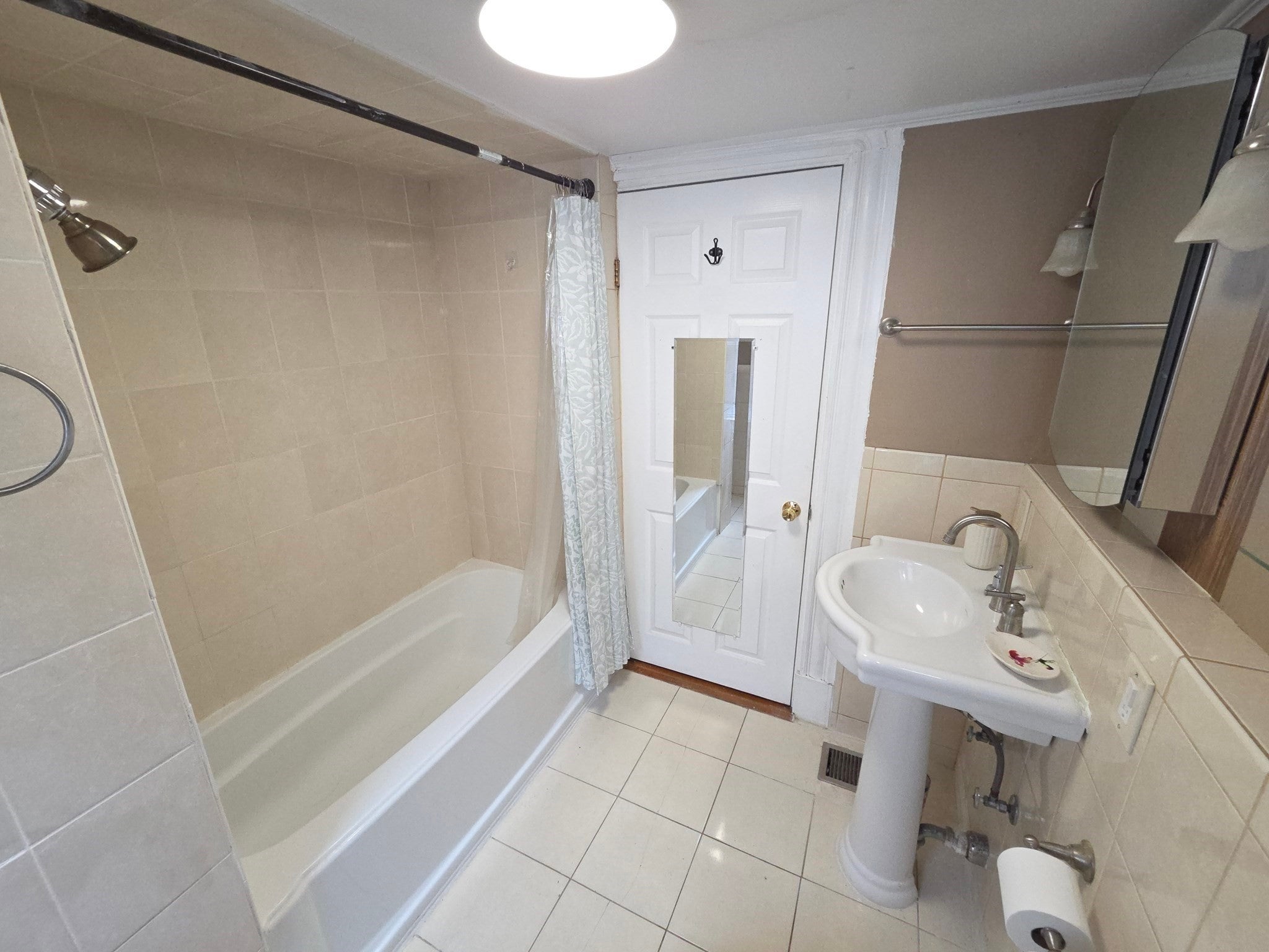120 Woodrow Ave, Boston, MA Photo #15