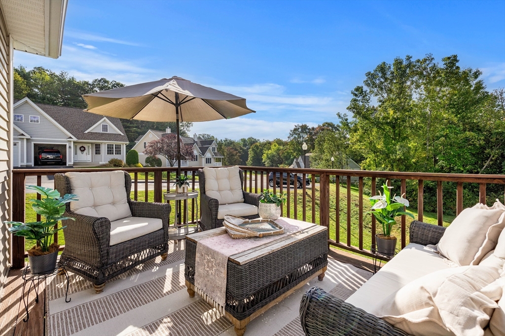 50 Carrington Ln 50