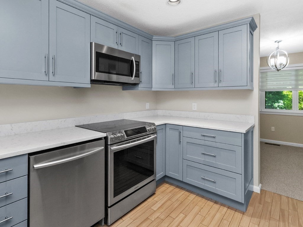 33 Bishops Forest Drive #33, Waltham, MA, 33 Bishops Forest Drive #33, Waltham, MA Photo #5