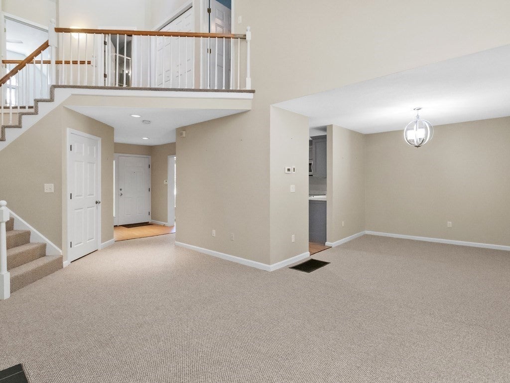 33 Bishops Forest Drive #33, Waltham, MA, 33 Bishops Forest Drive #33, Waltham, MA Photo #12