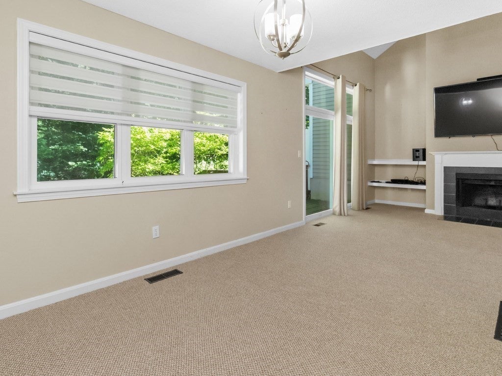 33 Bishops Forest Drive #33, Waltham, MA, 33 Bishops Forest Drive #33, Waltham, MA Photo #18