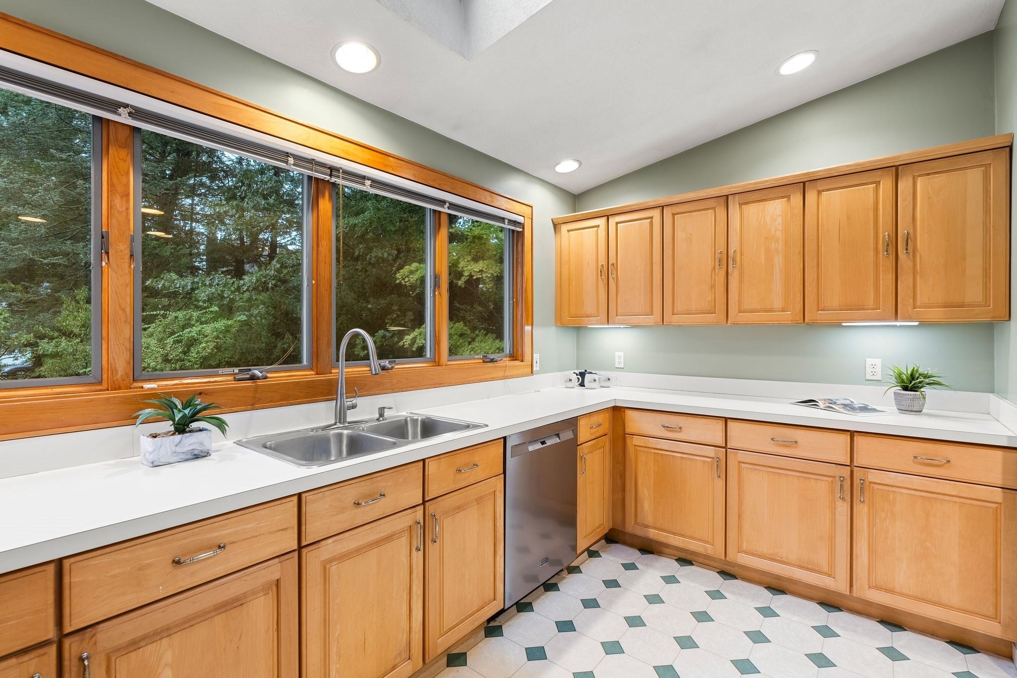 57 Grandview Rd, Arlington, MA, 57 Grandview Rd, Arlington, MA Photo #19