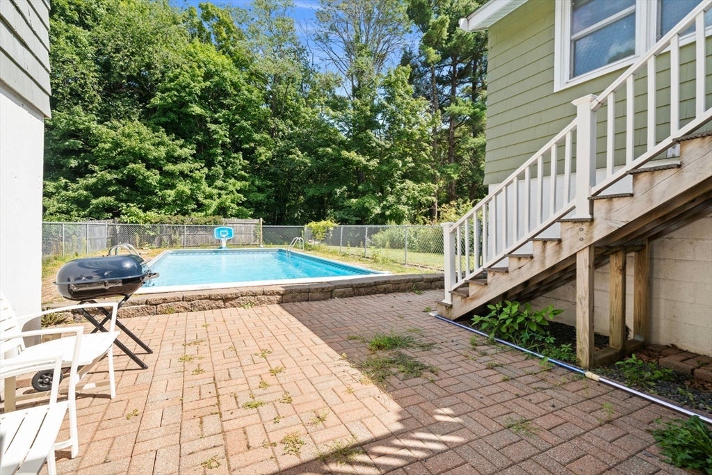 76 Central St, Georgetown, MA Photo #20