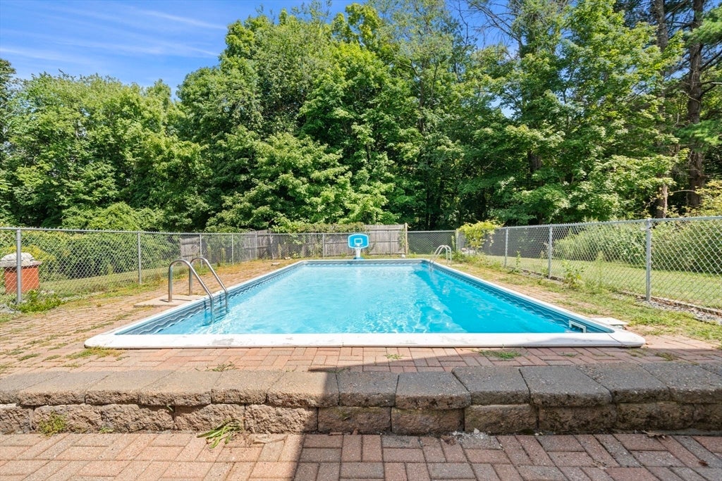 76 Central St, Georgetown, MA Photo #16