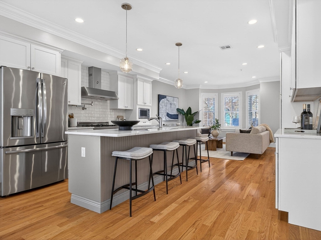 213 Lamartine St 213A