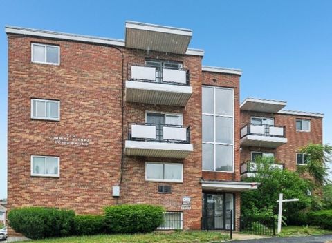 Photo of 770 Cummins Hwy #11, Boston, MA 02126 (MLS # 73466863)