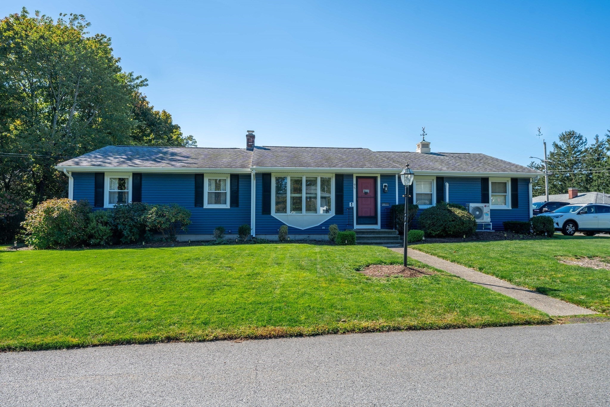 95 Caroline Ave, Somerset, MA, 95 Caroline Ave, Somerset, MA Photo #2