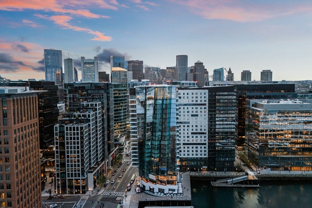 150 Seaport Blvd #GPH, Boston, MA Photo #17