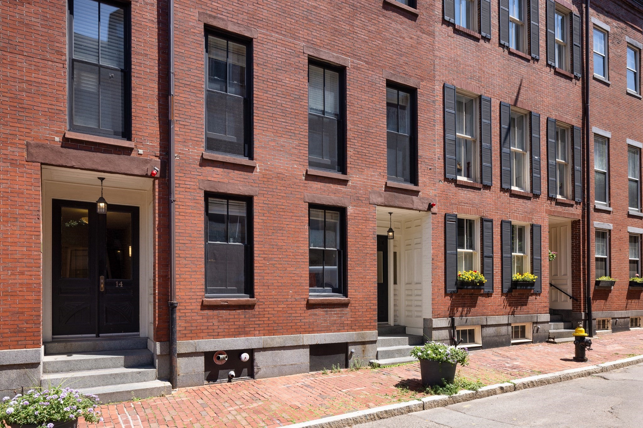 16 Temple Street