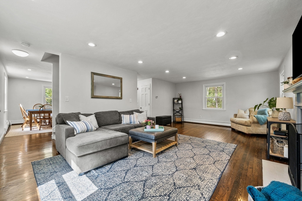 541 Flagg Hill Rd, Boxborough, MA Photo #8
