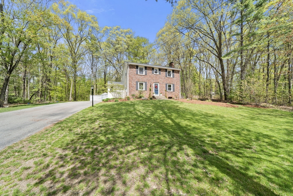 541 Flagg Hill Rd, Boxborough, MA Photo #2