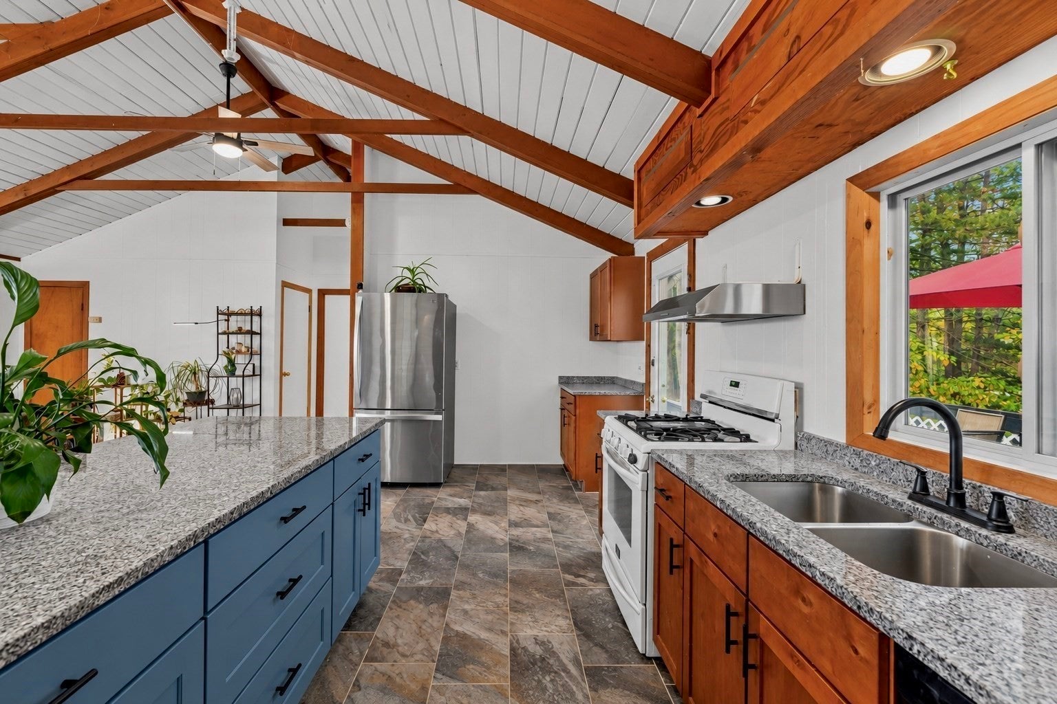 78 Cliff Drive, Freetown, MA Photo #22