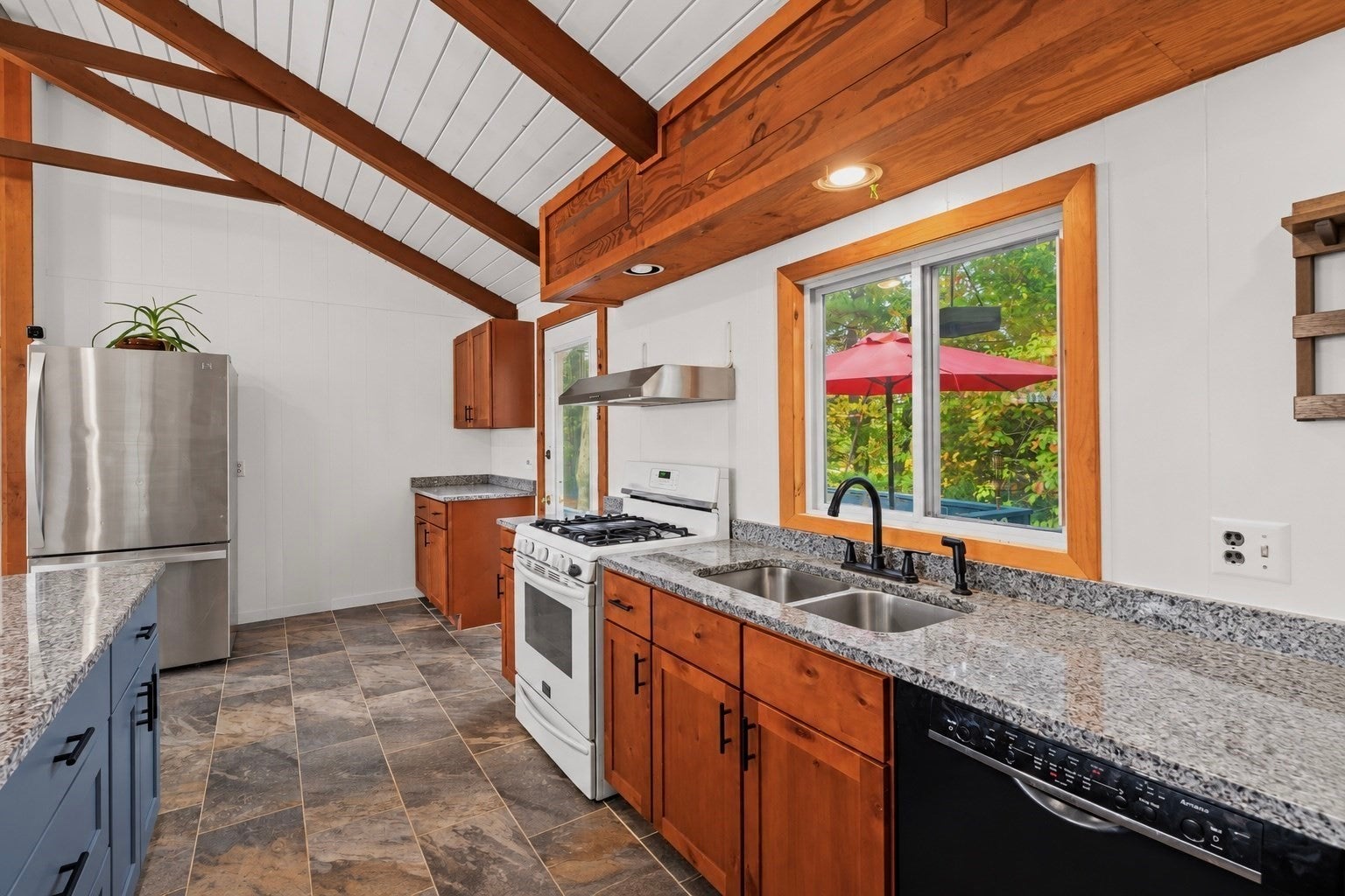 78 Cliff Drive, Freetown, MA Photo #21