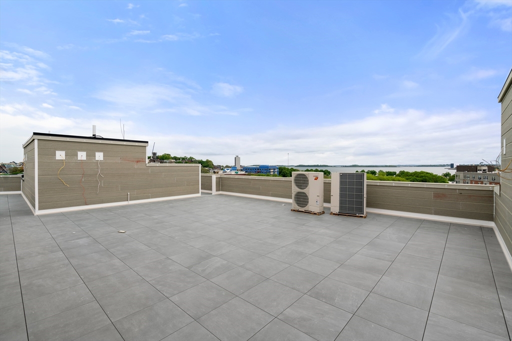 267 Old Colony Ave #511, Boston, MA Photo #25