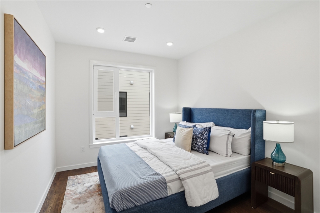 267 Old Colony Ave #511, Boston, MA Photo #18