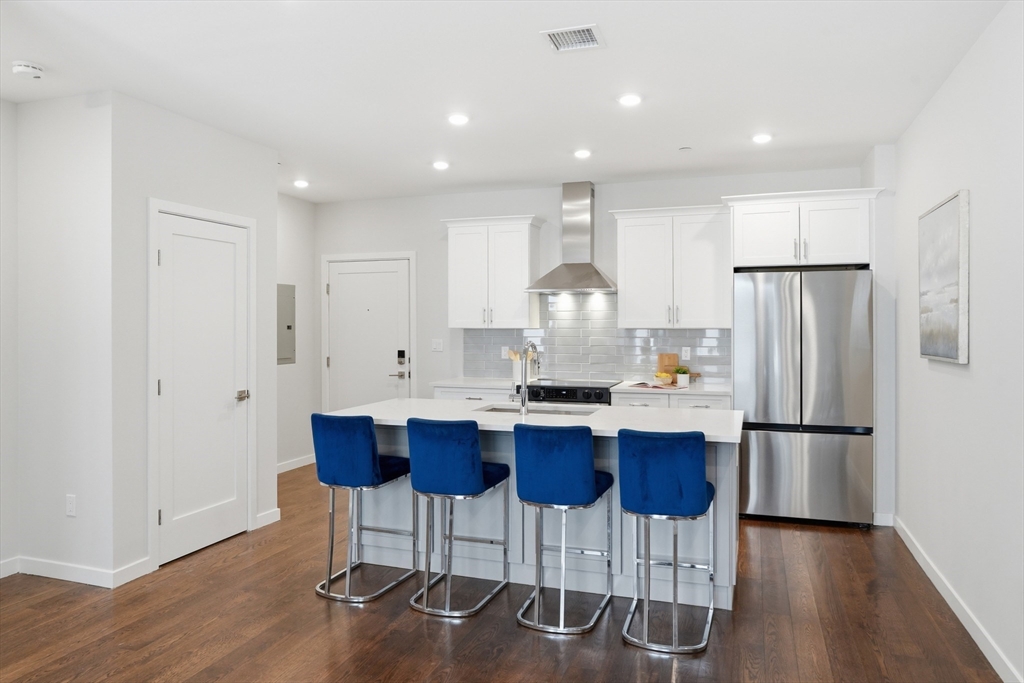 267 Old Colony 511