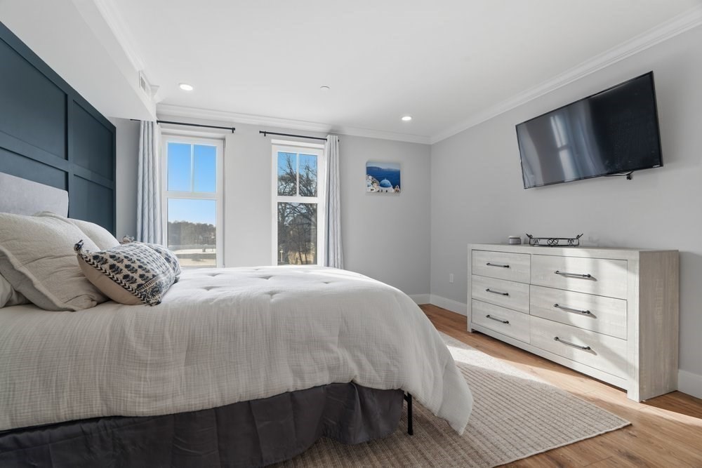 1721 Centre St 304 R, Boston, MA Photo #20