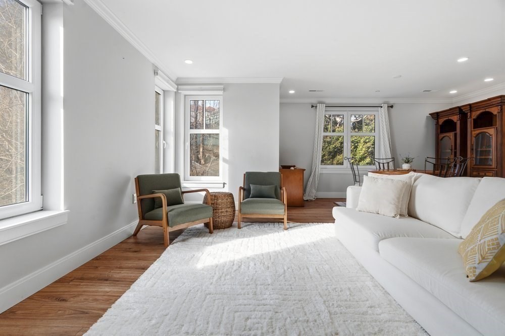 1721 Centre St 304 R, Boston, MA Photo #9