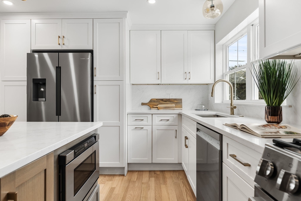 122 Woodruff Ave 122