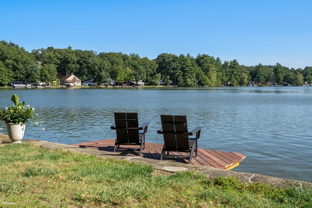 View Sturbridge, MA 01566 house