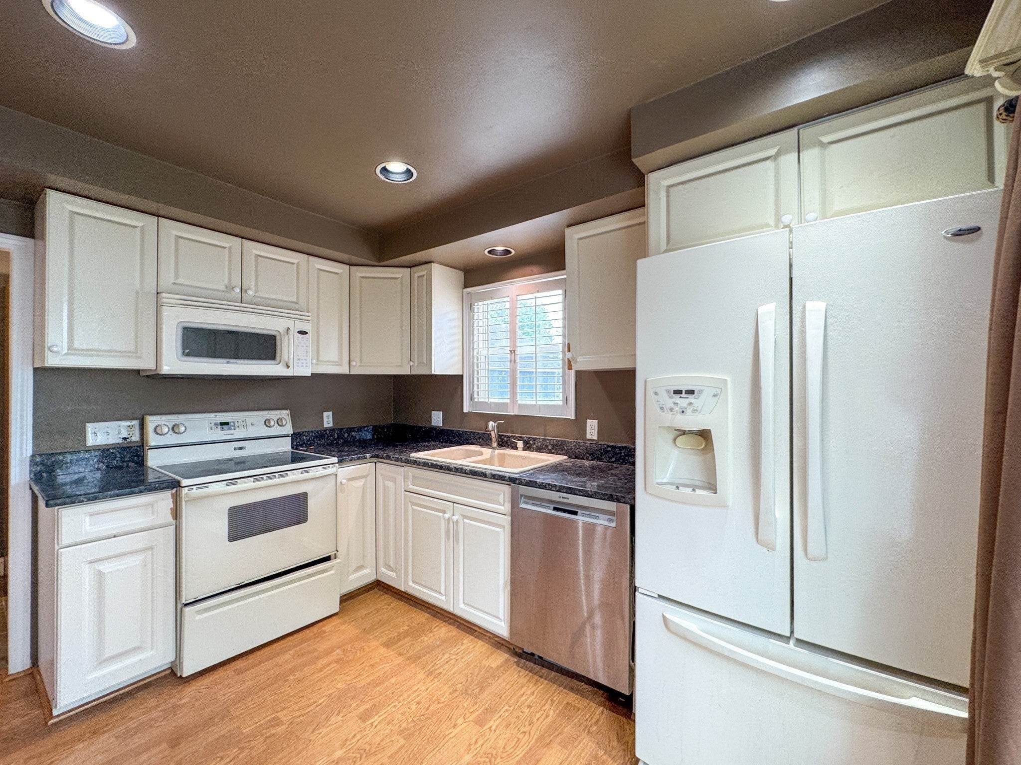 116 Leedham St, Attleboro, MA Photo #10