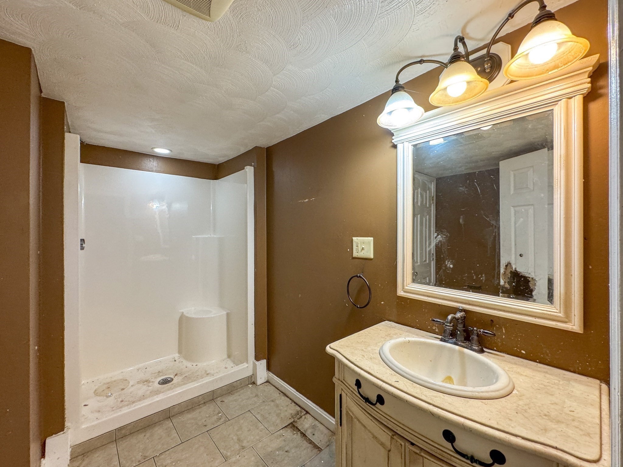 116 Leedham St, Attleboro, MA Photo #11