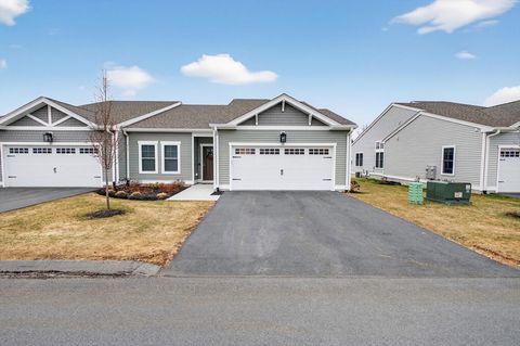 Photo of 10 Logans Run #10, Millbury, MA 01527 (MLS # 73490946)