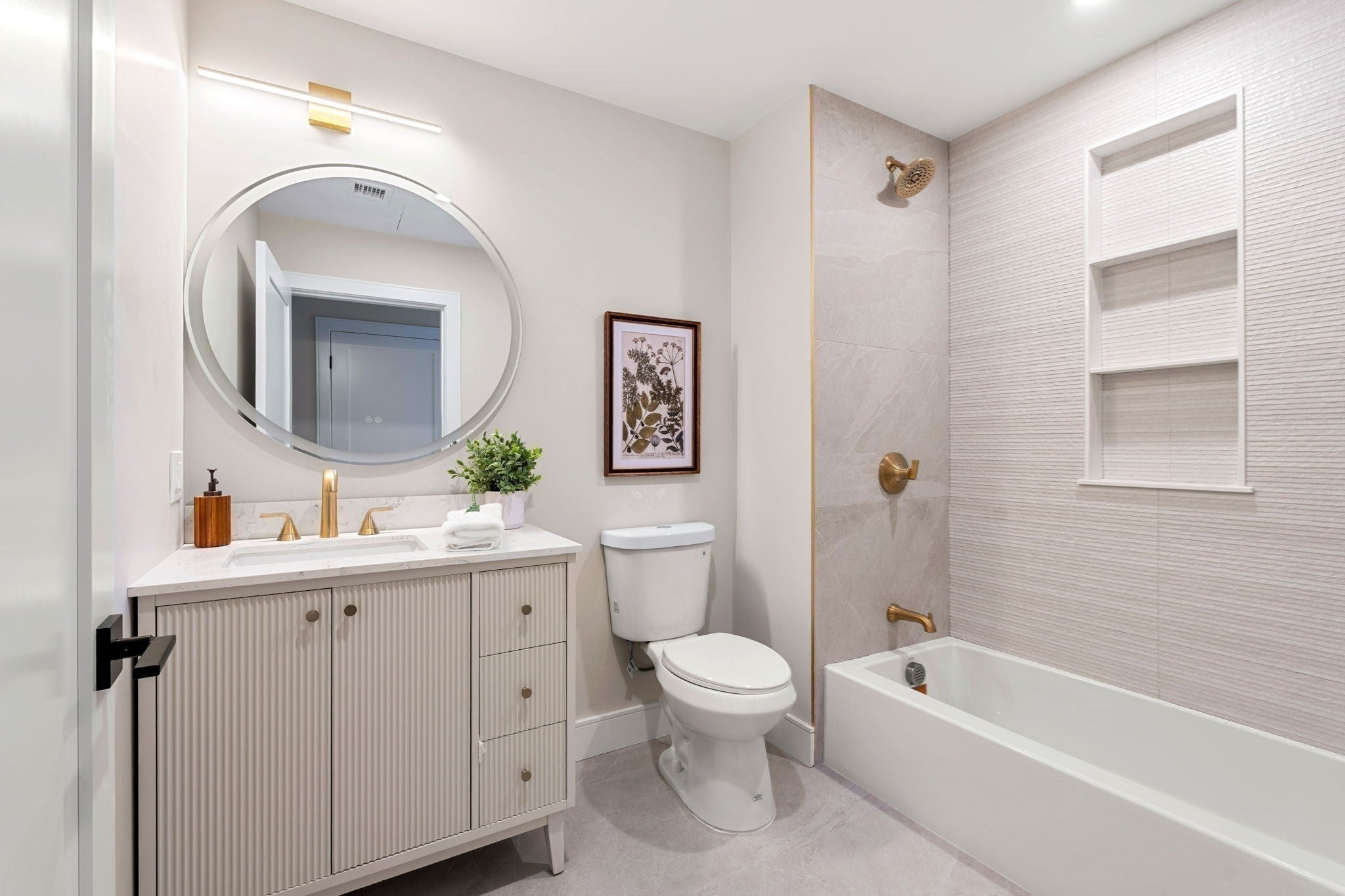 27 Guild Street #106, Boston, MA Photo #22