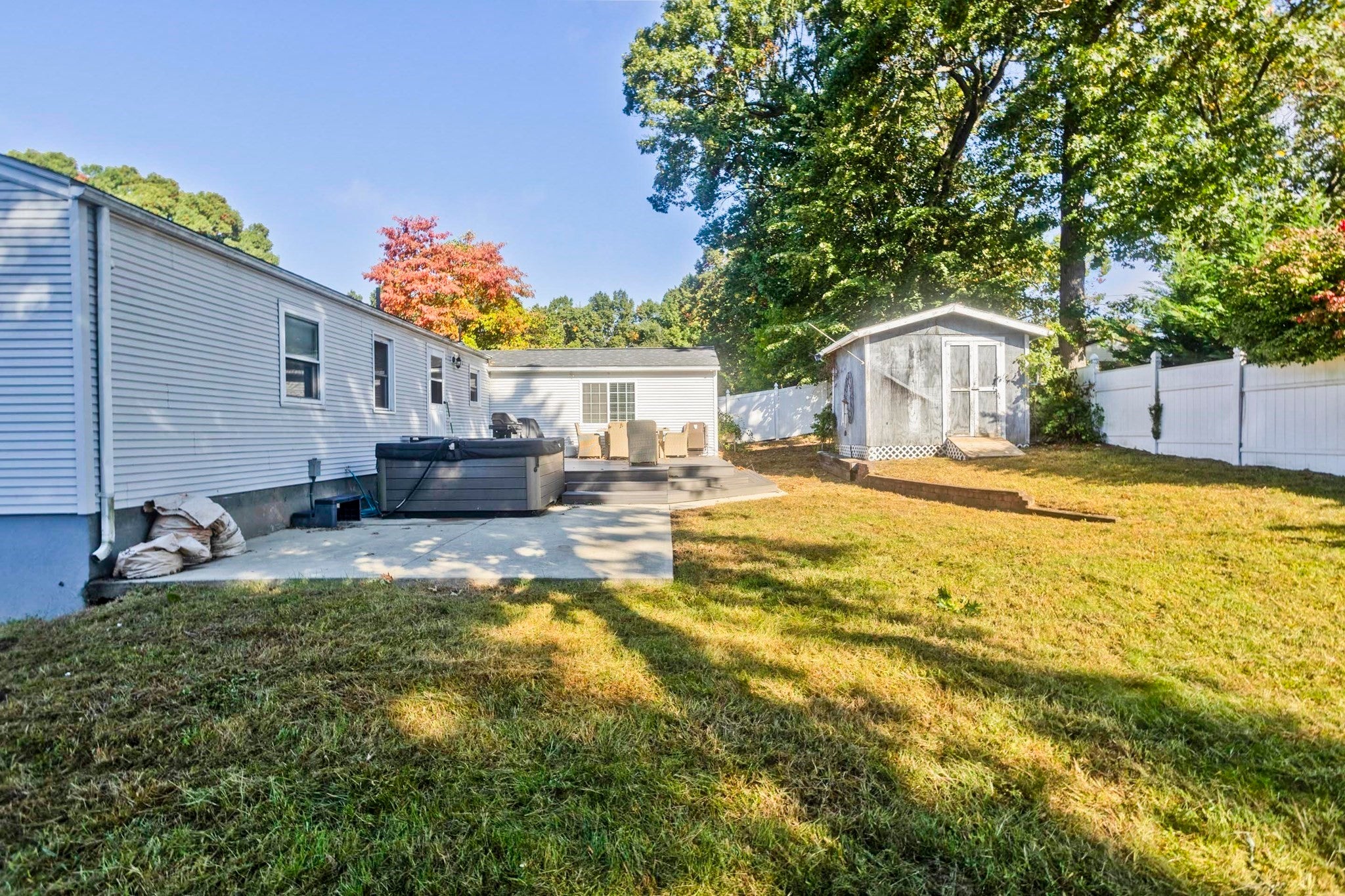 107 Parenteau Dr, Chicopee, MA, 107 Parenteau Dr, Chicopee, MA Photo #39