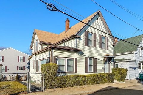 Photo of 27 Houston Place, Lynn, MA 01905 (MLS # 73546946)