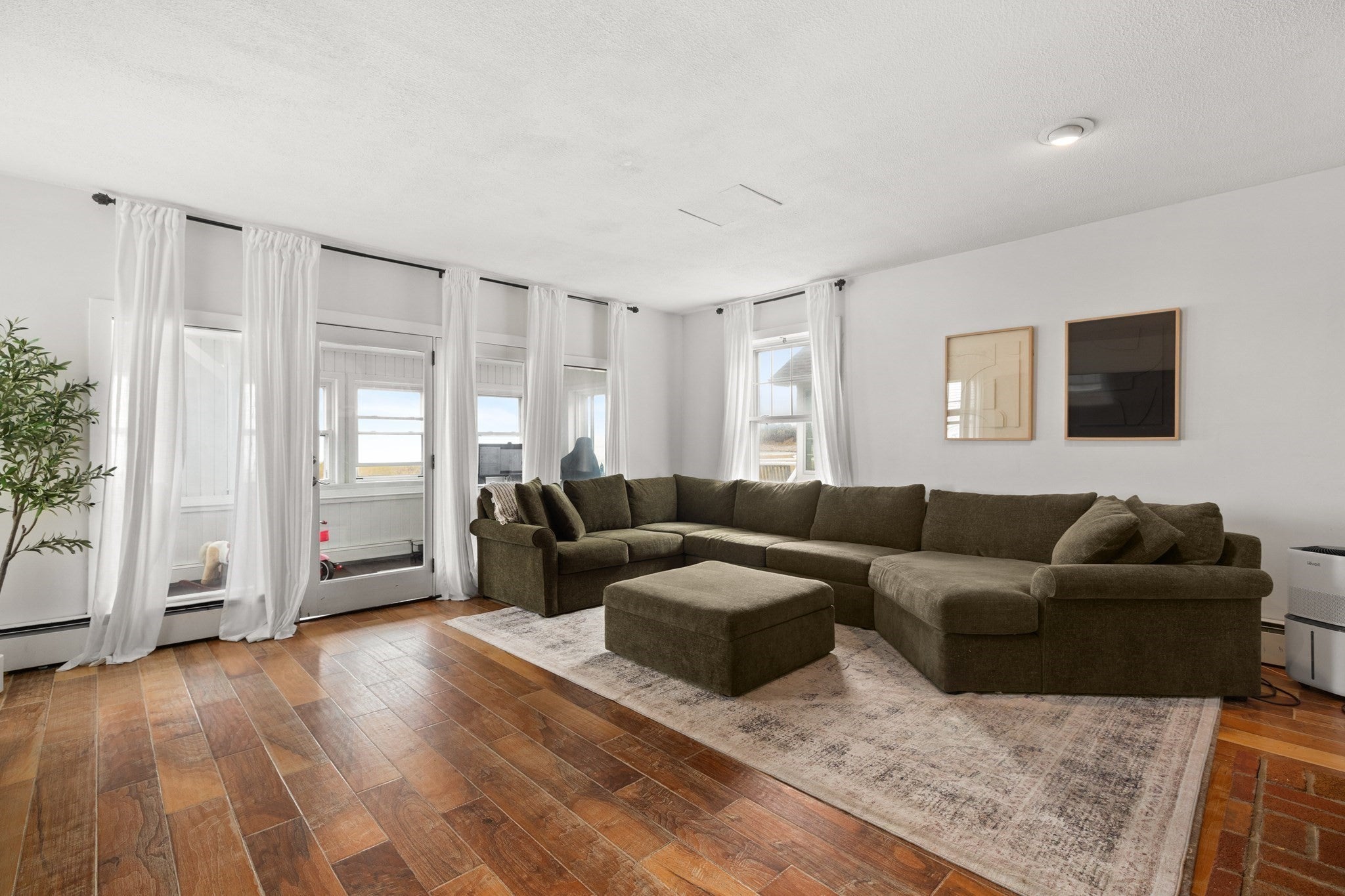 129 Strandway