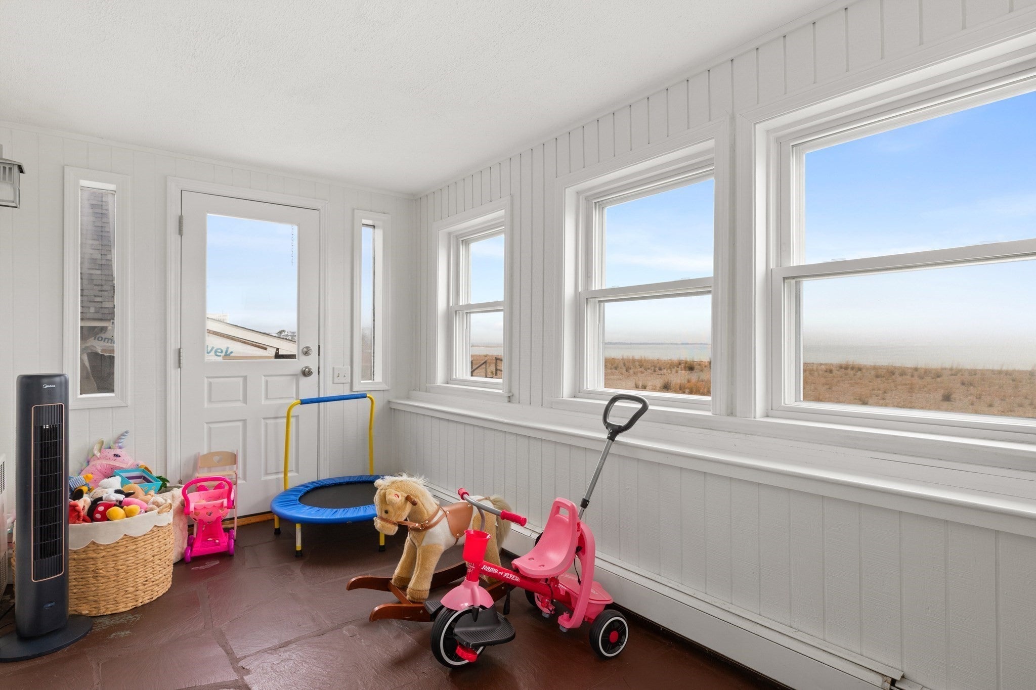 129 Strandway Way, Winthrop, MA Photo #9