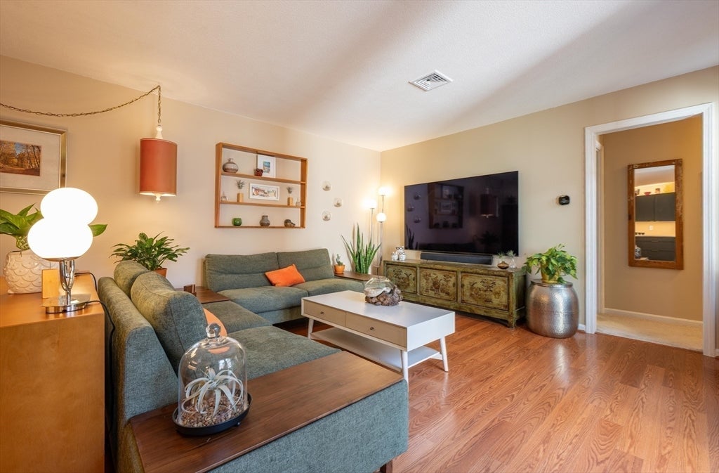 808 Fairway Ave #808, Montague, MA Photo #12