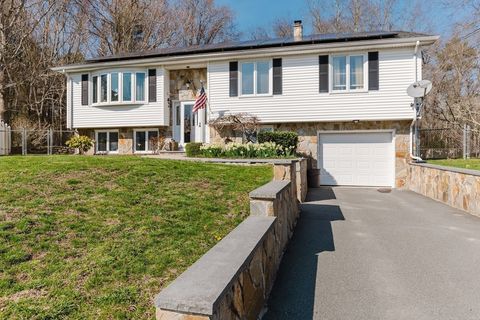 8 Rounseville St New Bedford MA 02745