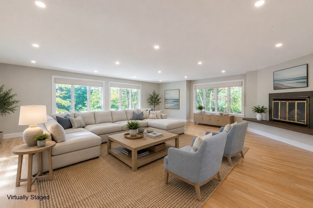 18 Marscot Way, Plymouth, MA Photo #13