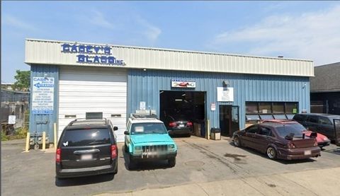 Photo of 1854 Purchase St #3, New Bedford, MA 02740 (MLS # 73471668)