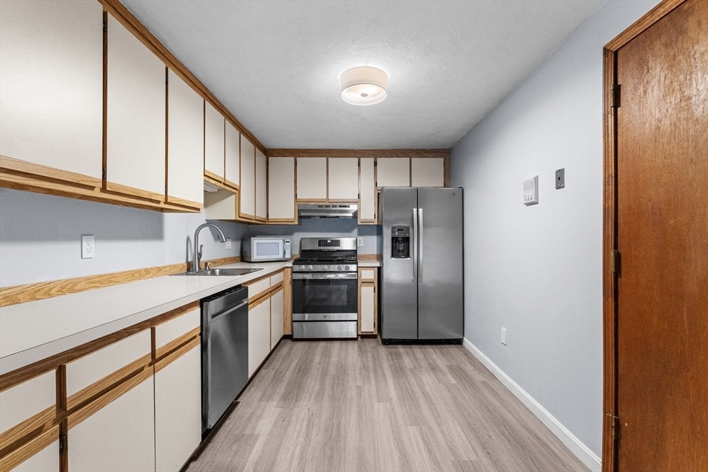 100 Cass Ave #A6, Dracut, MA, 100 Cass Ave #A6, Dracut, MA Photo #10