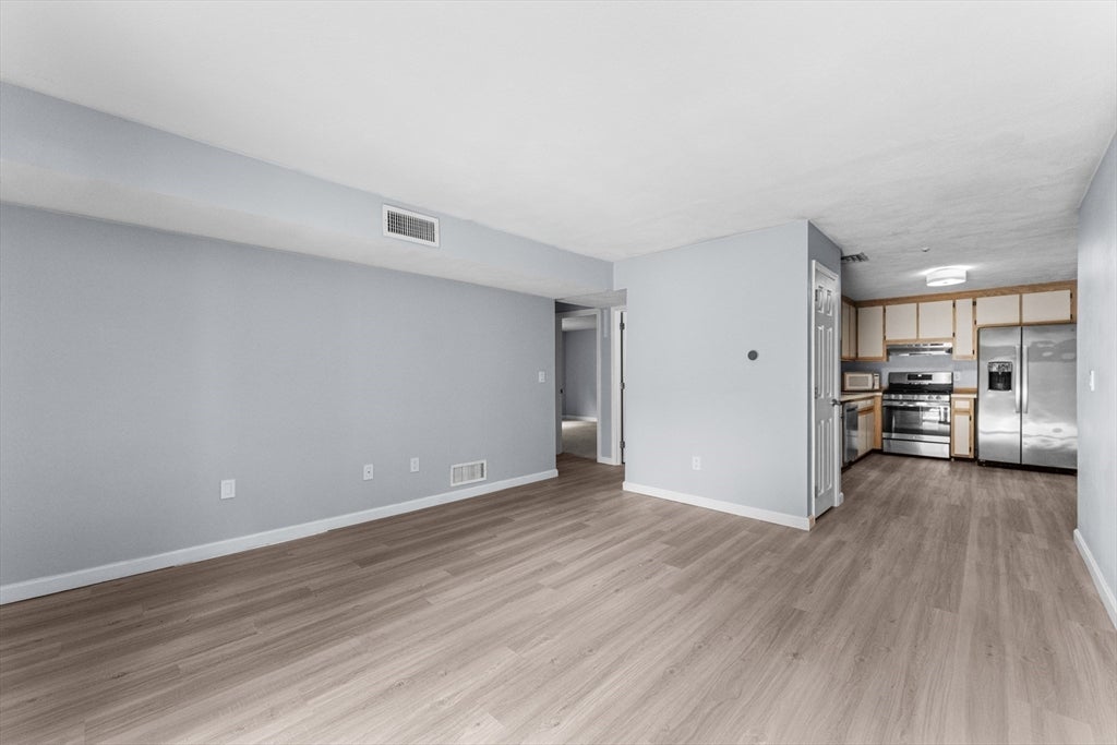 100 Cass Ave #A6, Dracut, MA, 100 Cass Ave #A6, Dracut, MA Photo #8