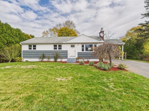 305 Pleasant St Lunenburg MA 01462
