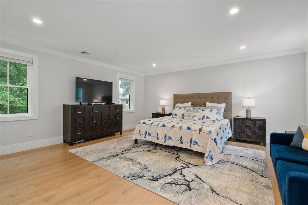 12 South Lincoln St, Natick, MA Photo #17
