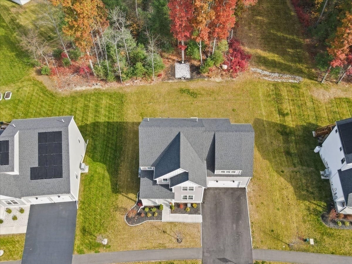 31 Lilac AVE, Bellingham, MA Photo #34