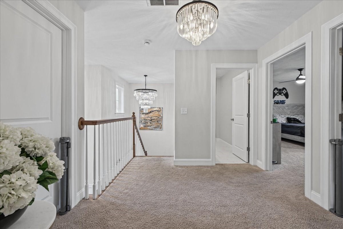 31 Lilac AVE, Bellingham, MA Photo #16