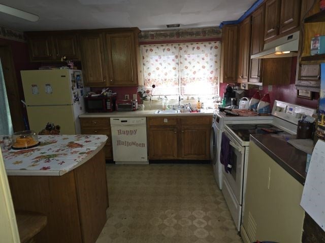 10 Lynn Rd, Brockton, MA, 10 Lynn Rd, Brockton, MA Photo #9