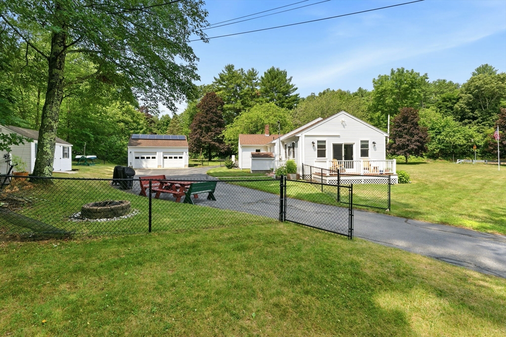 71 School St, Upton, MA Photo #34