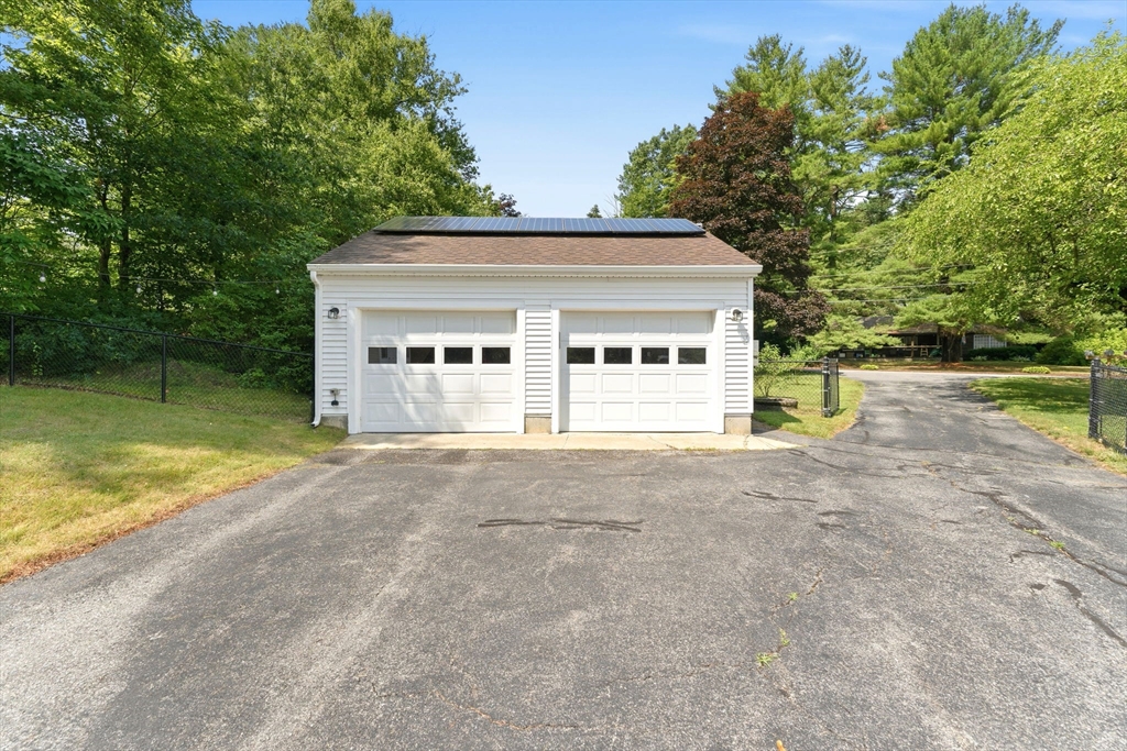 71 School St, Upton, MA Photo #35