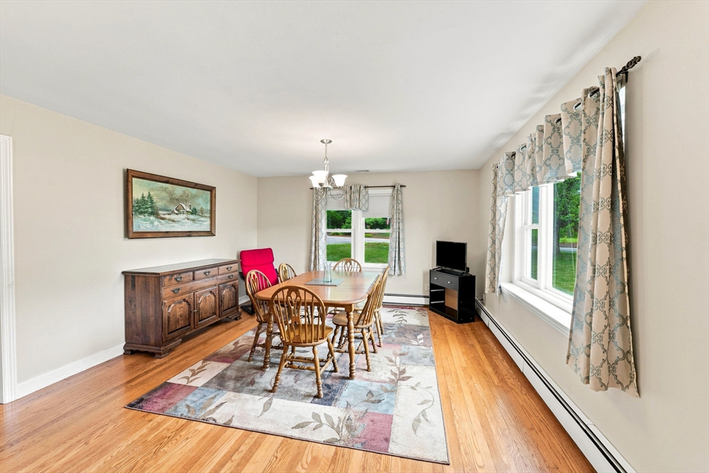 71 School St, Upton, MA Photo #14